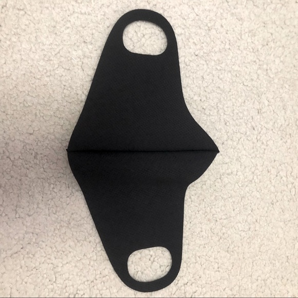 AG face mask - Picture 4 of 4